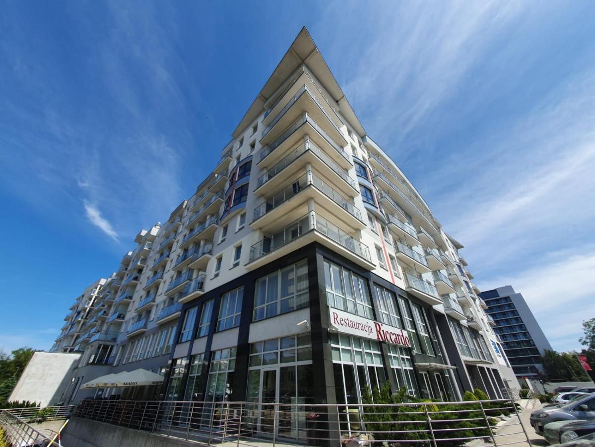 Apartament Prywatny Salon Z Aneksem Kuchennym I Sypialnia W Hotelu Diva Kołobrzeg Εξωτερικό φωτογραφία