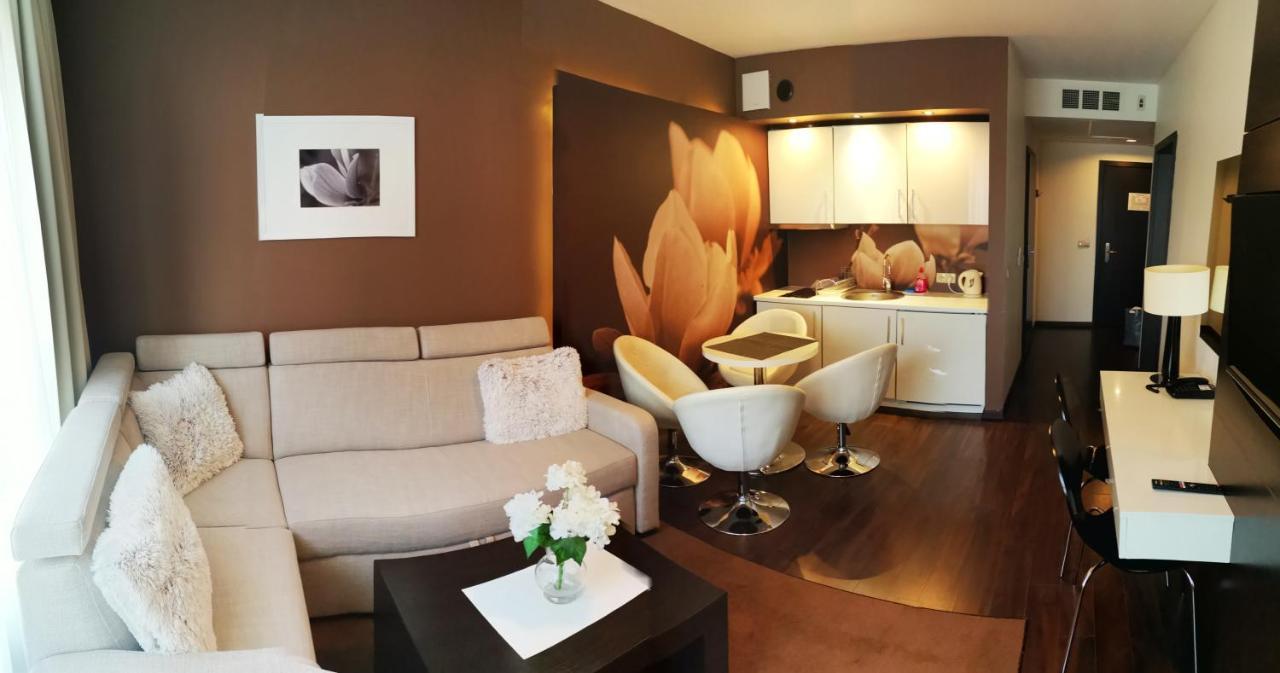 Apartament Prywatny Salon Z Aneksem Kuchennym I Sypialnia W Hotelu Diva Kołobrzeg Εξωτερικό φωτογραφία